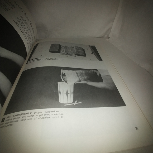 Crafts Encyclopedia Illustrated Step-by Step Instr - Picture 9 of 9